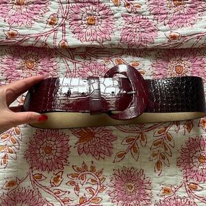 White House Black Market leather belt - Small. Embossed Alligator Skin Pattern